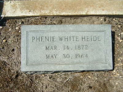 Heide, Phenie White