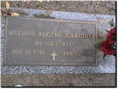 Gardiner, Arthur Eugene (military marker).JPG