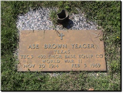 Yeager, Ase Brown (military marker).JPG