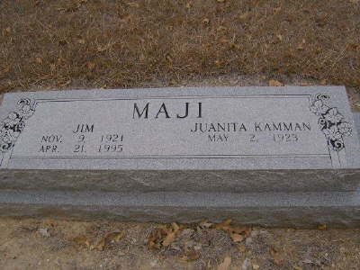Maji, Juanita Kamman