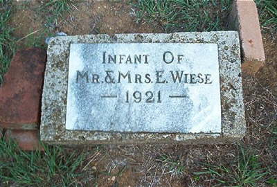 Wiese, Infant of Mr & Mrs E. Wiese