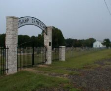 sharp1.jpg (36305 bytes)