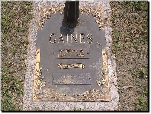 Gaines, Robert and Mary.JPG