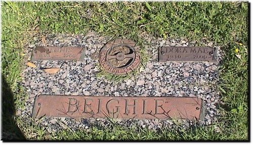 Beighle, Dennis and Dora Mae.JPG