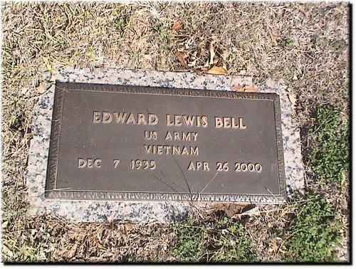 Bell, Edward Lewis (military marker).JPG