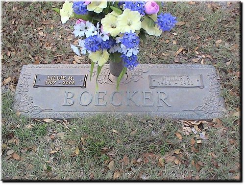 Boecker, Lillie M and Willie F.JPG