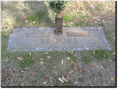 Brooks, James and Bessie O.JPG