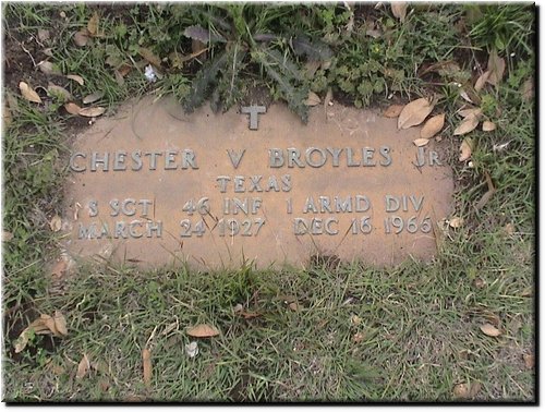 Broyles, Chester Jr (military marker).JPG