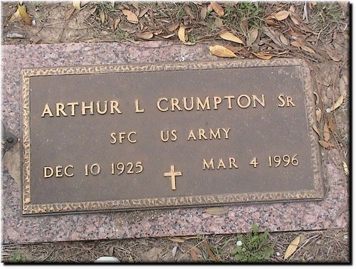 Crumpton, Arthur Sr (military marker).JPG