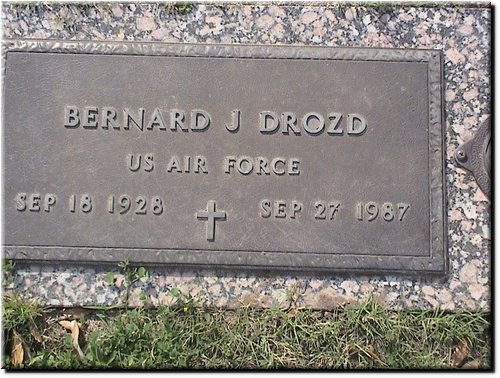 Drozd, Bernard (military marker).JPG