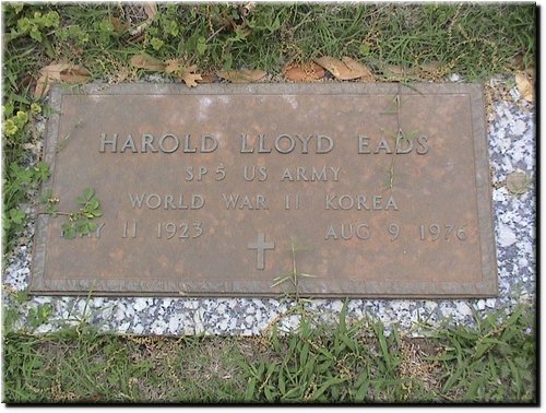 Eads, Harold Lloyd (military marker).JPG