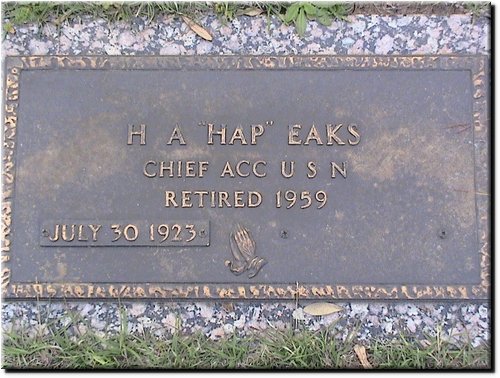 Eaks, H A (military marker).JPG