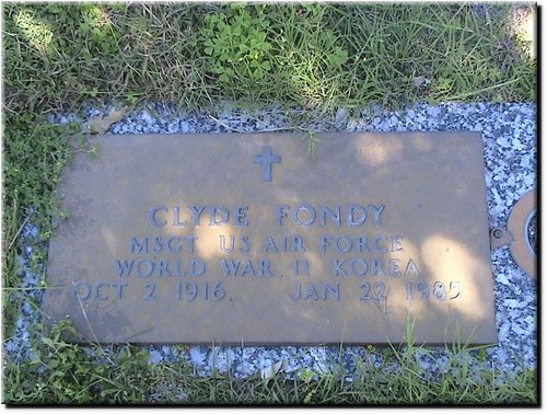 Fondy, Clyde (military marker).JPG