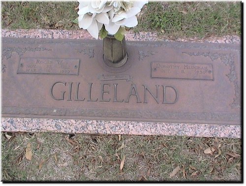 Gilleland, Roger and Dorothy.JPG