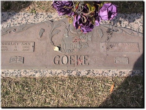 Goeke, Shirley Ann and Leroy Alvin.JPG