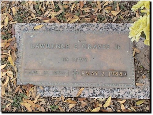 Graves, Lawrence (military marker).JPG