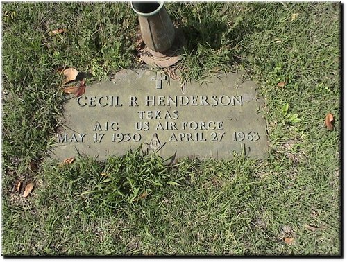 Henderson, Cecil (military marker).JPG