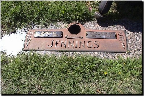 Jennings. Doris N and Wayland H.JPG