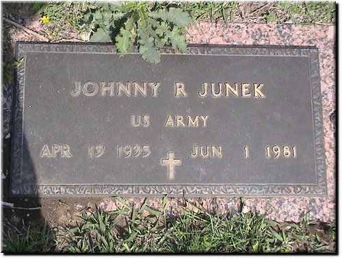 Junek, Johnny R (military marker).JPG