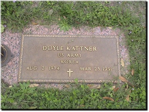 Kattner, Doyle (military marker).JPG