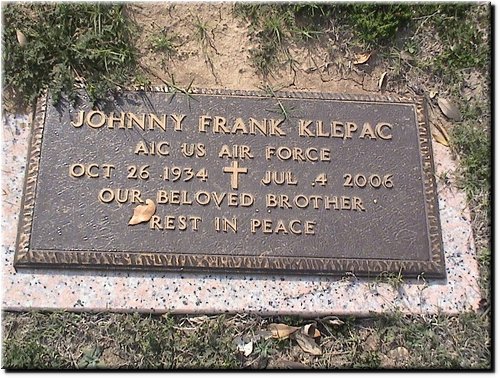 Klepac, Johnny Frank (military marker).JPG