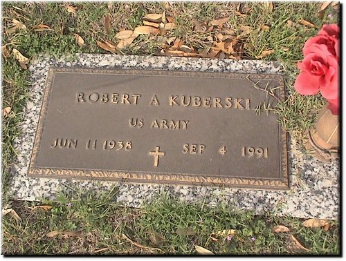 Kuberski, Robert (military marker).JPG