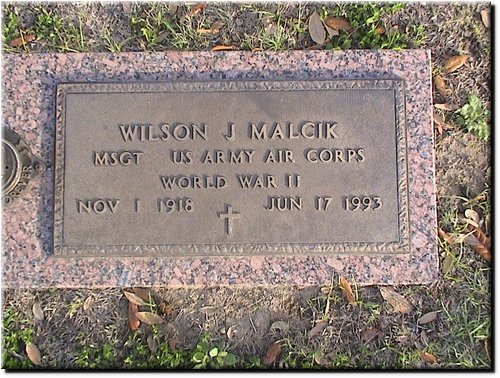 Malcik, Wilson (military marker).JPG