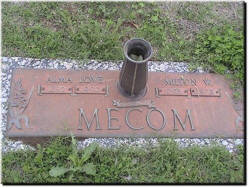 Mecom, Alma Love and Milton W.JPG