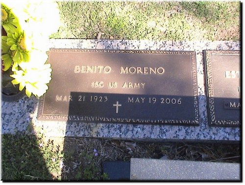 Moreno, Benito (military marker).JPG