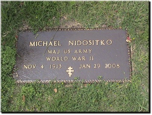 Nidositko, Michael (military marker).JPG