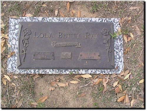 Ray, Lola Betty.JPG