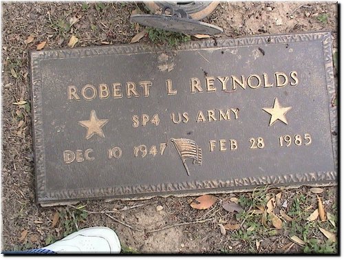 Reynolds, Robert (military marker).JPG