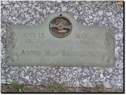 Richkofsky, Annie Mae.JPG