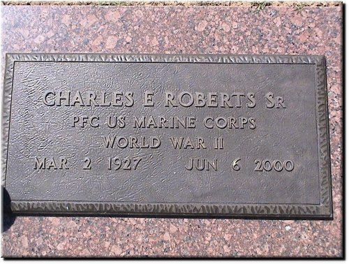 Roberts, Charles Sr (military marker).JPG