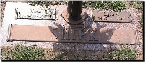 Shirk, Wilma M and Lyle C.JPG