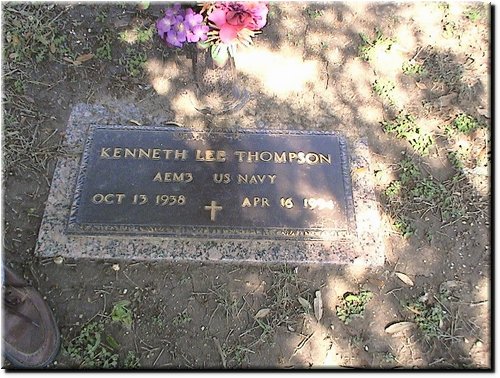 Thompson, Kenneth Lee (military marker).JPG