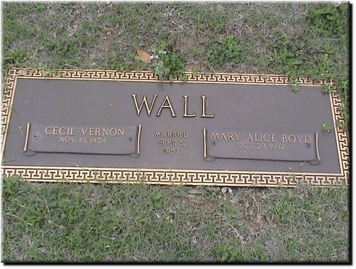 Wall, Cecil Vernon and Mary Alice Boyd.JPG