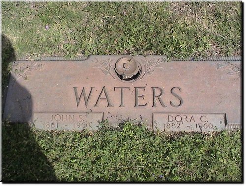 Waters, John and Dora.JPG