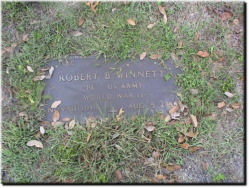 Winnett, Robert B (military marker).JPG