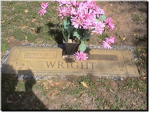 Wright, Ed Jr and Betty.JPG