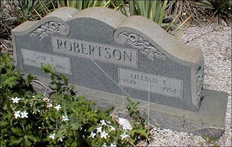 robertson02.jpg