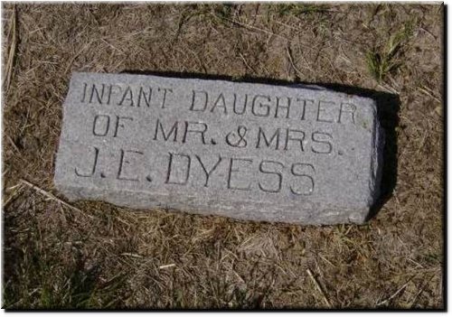 Dyess, Infant Daughter of J. E..JPG