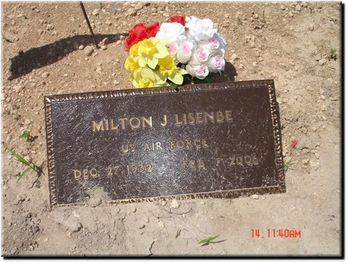 Lisenbe, Milton J. (military marker).JPG