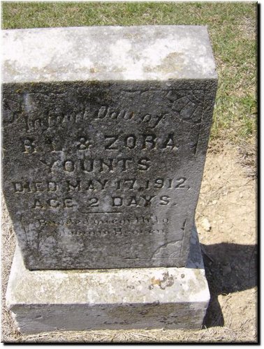 Younts, Infant Daughter of R L. and Zora.JPG