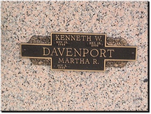 Davenport, Kenneth W and Martha R.JPG