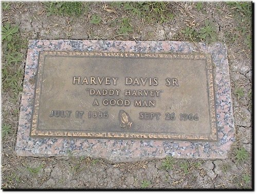 Davis, Harvey Sr.JPG