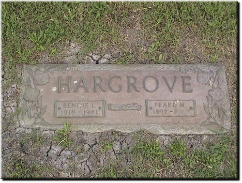 Hargrove, Bennie L and Pearl M.JPG